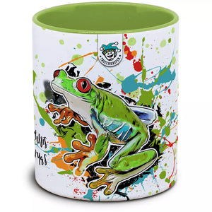 Bunte Agalychnis callidryas Tassenkasper Figur von TK Tassen, detaillierte grüne und rote Frosch-Design auf weißem Hintergrund