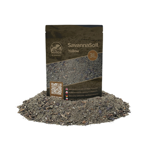 Gelbes Savannenboden-Substrat von Soilico, SavannaSoil YELLOW, mit natürlicher Textur für Terrarien und Pflanzen.