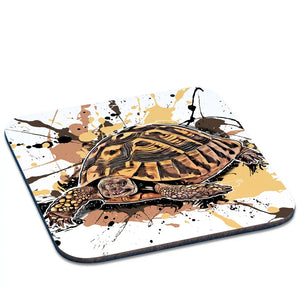 Untersetzer Testudo hermanni von Tassenkasper, quadratisch mit Schildkrötenmotiv, aus robustem Material, ideal für Tassen und Gläser
